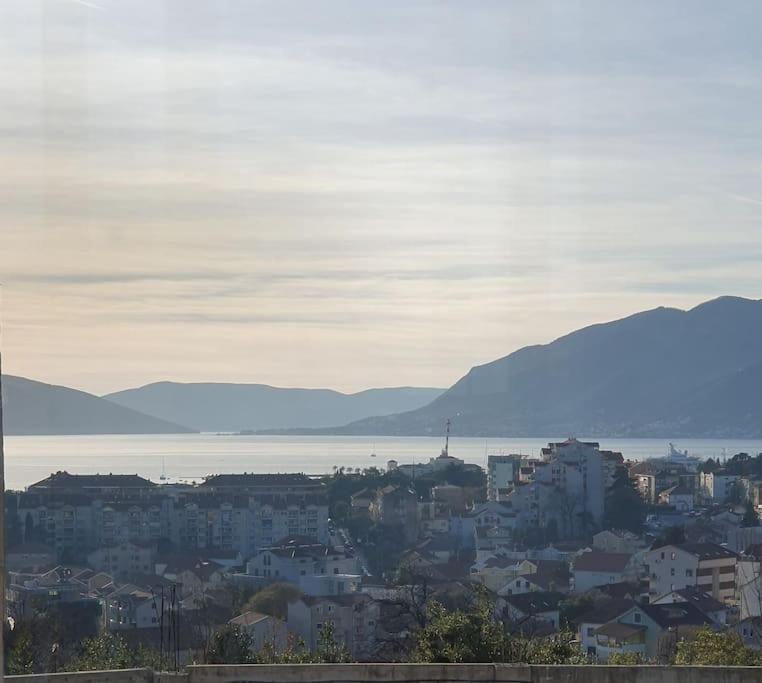 Beautiful Apartment In Tivat Exterior photo