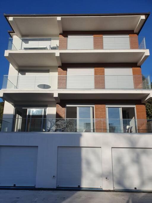 Beautiful Apartment In Tivat Exterior photo